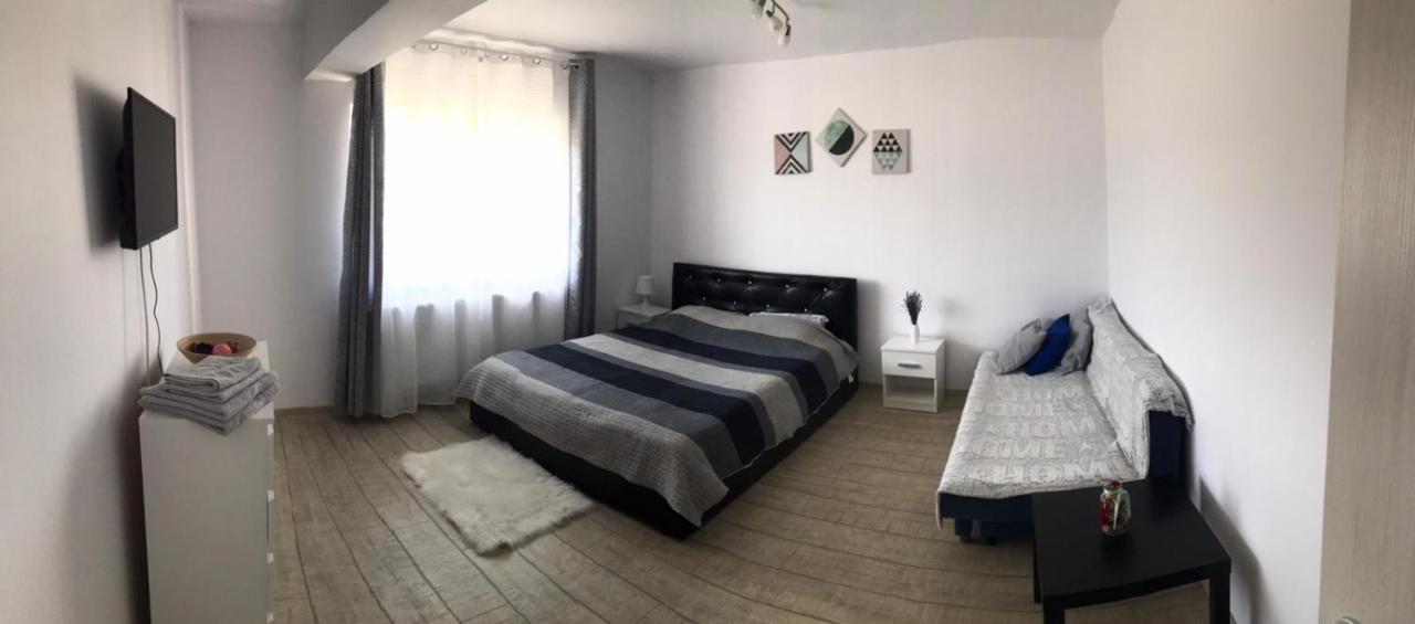 דירות Cazare Apartament Rasnov מראה חיצוני תמונה