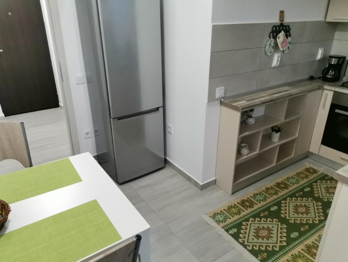 דירות Cazare Apartament Rasnov מראה חיצוני תמונה