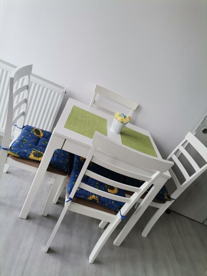 דירות Cazare Apartament Rasnov מראה חיצוני תמונה